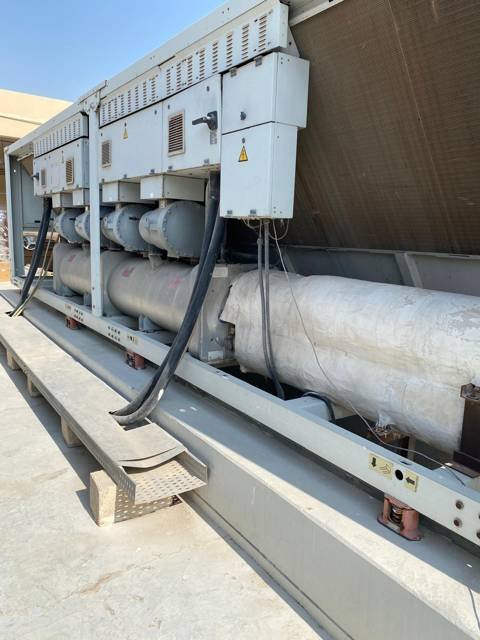 Chiller piping and controls